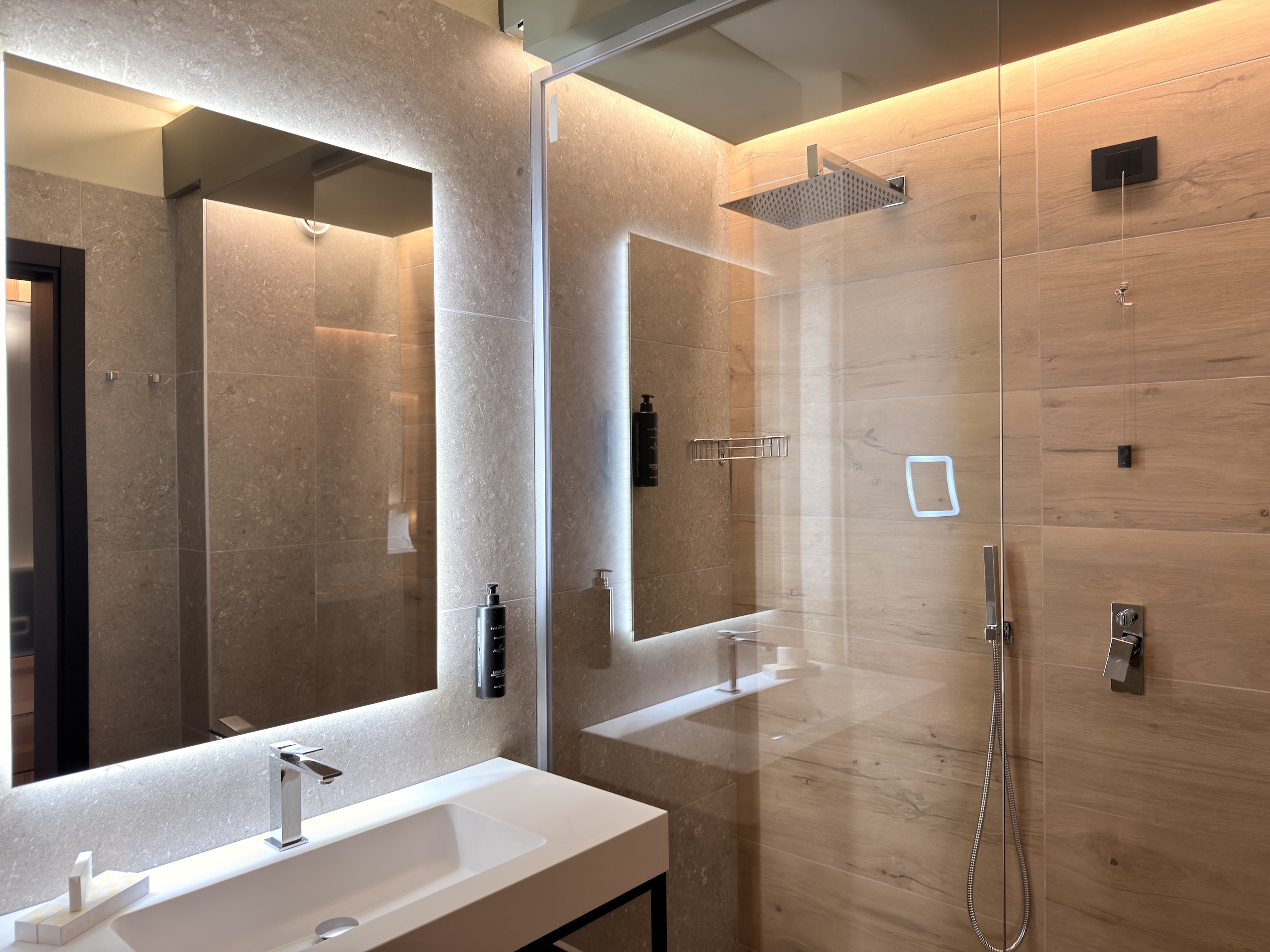 Hotel Alevic Sirmione centro vicino terme